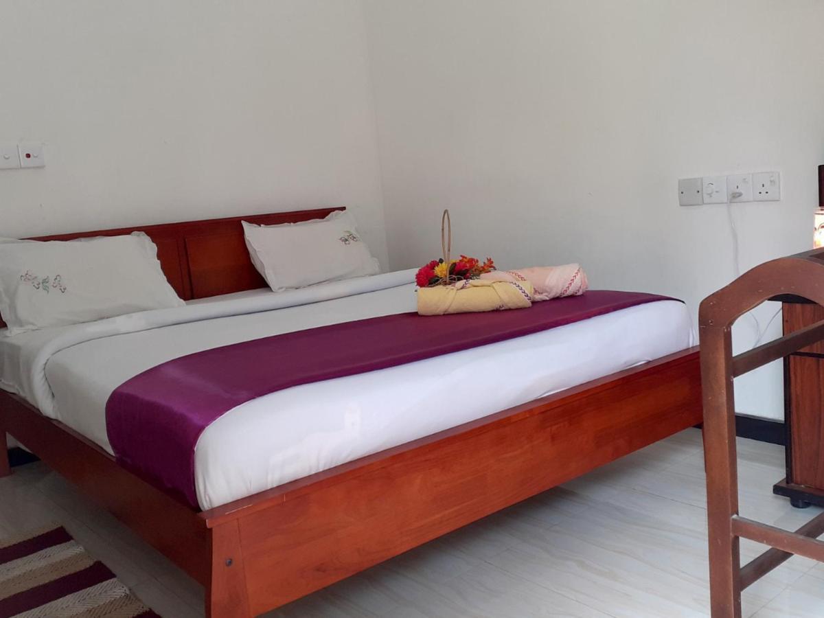 Subash Hotel ナラタニヤ 部屋 写真